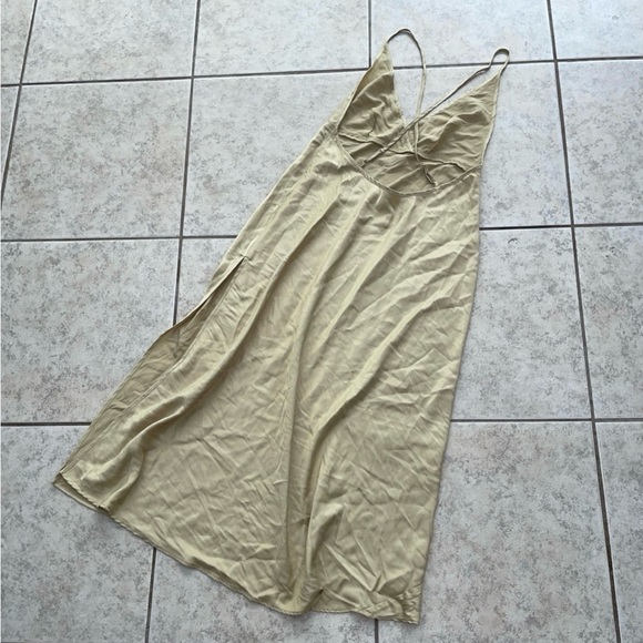 Vintage Victoria’s Secret silky golden Long maxi slip Negligee y2k Nightgown L - Picture 7 of 11